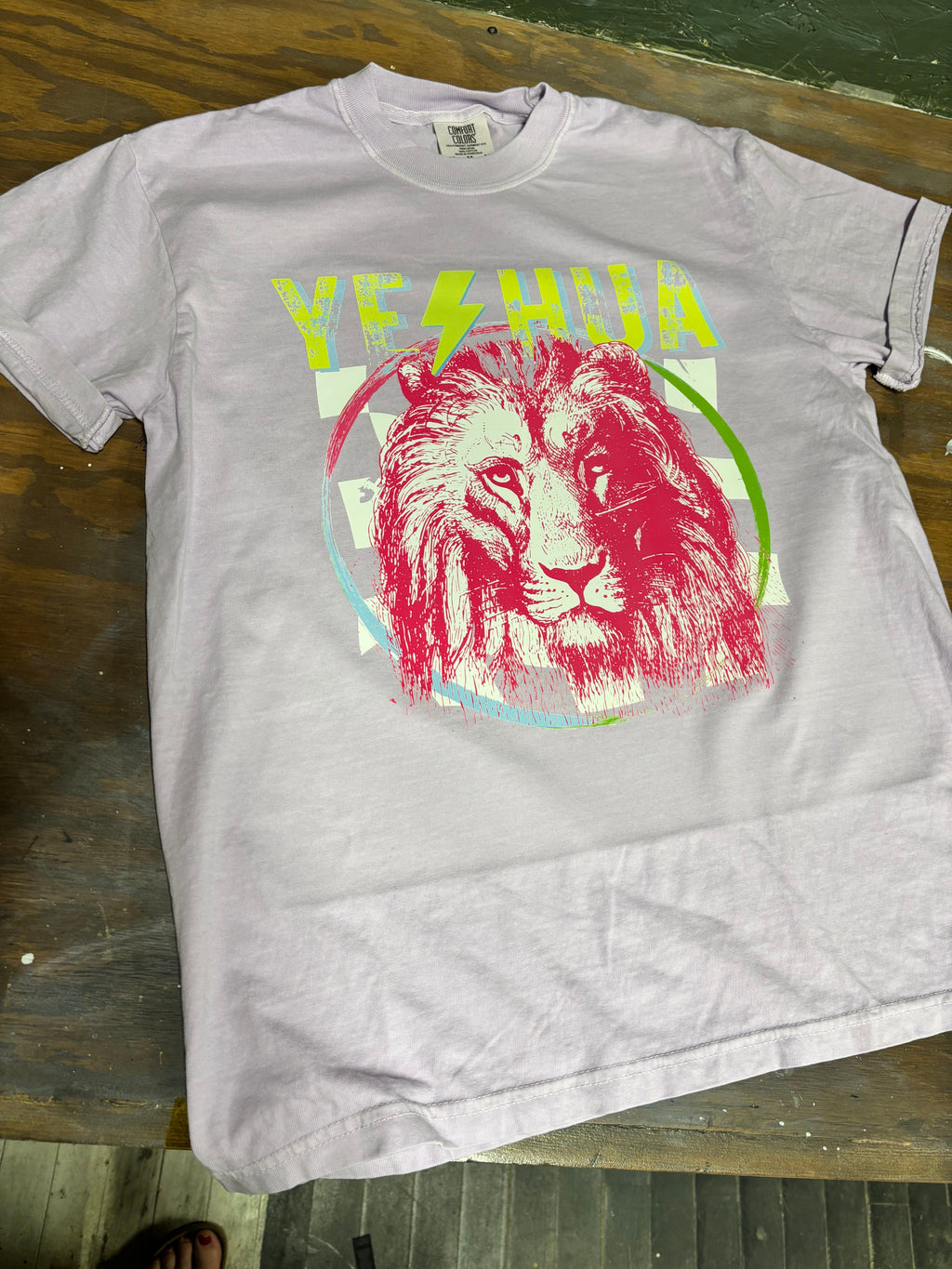 Yeshua Retro T-Shirt | Comfort Colors | Inspirational Faith Shirt | Gift for Believers | Stylish Religious Apparel